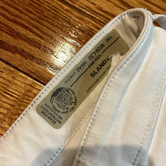 White diesel jeans - Picture 4 of 5